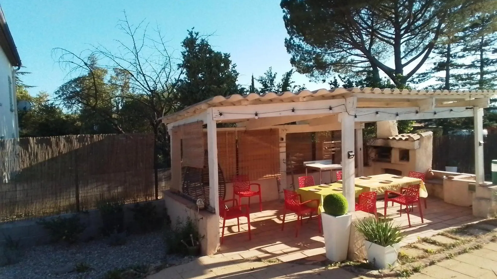 Bed & Breakfast Suite Parentale Avec Piscine Vinon-sur-Verdon France